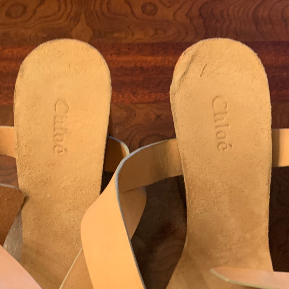 Signature Unique Chloe Tan Leather Wedge Crisscross Wood Platform Sandals - Picture 6 of 8